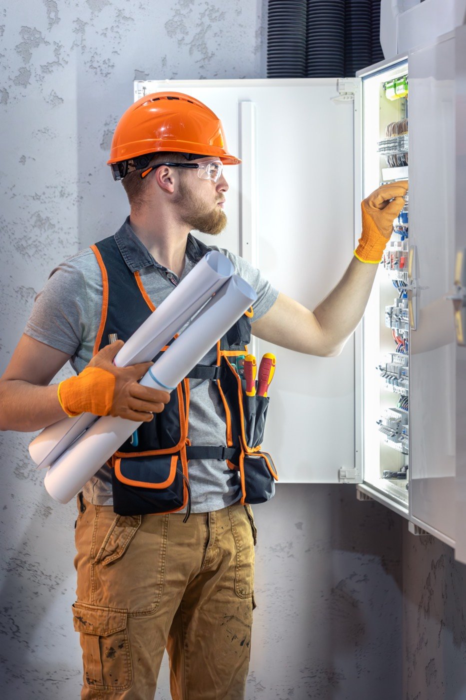 AberDove electrician carrying out a compliant installation on site